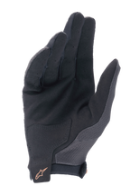 Alpinestars A-Aria handschoenen, MTB-fietshandschoenen, zwart met Dark Gold logo, zicht op de handpalm met synthetisch suède materiaal, geperforeerde vingers voor ventilatie en verstevigd vlak op de handpalm.