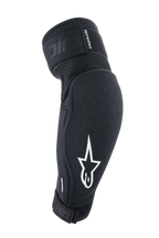 Alpinestars A-Impact Plasma Elite elleboogbeschermers, zwart en wit, MTB-bescherming met wit sterlogo, ademend getextureerd textiel, verstelbare banden met klittenbandsluiting, voorgevormd ergonomisch ontwerp