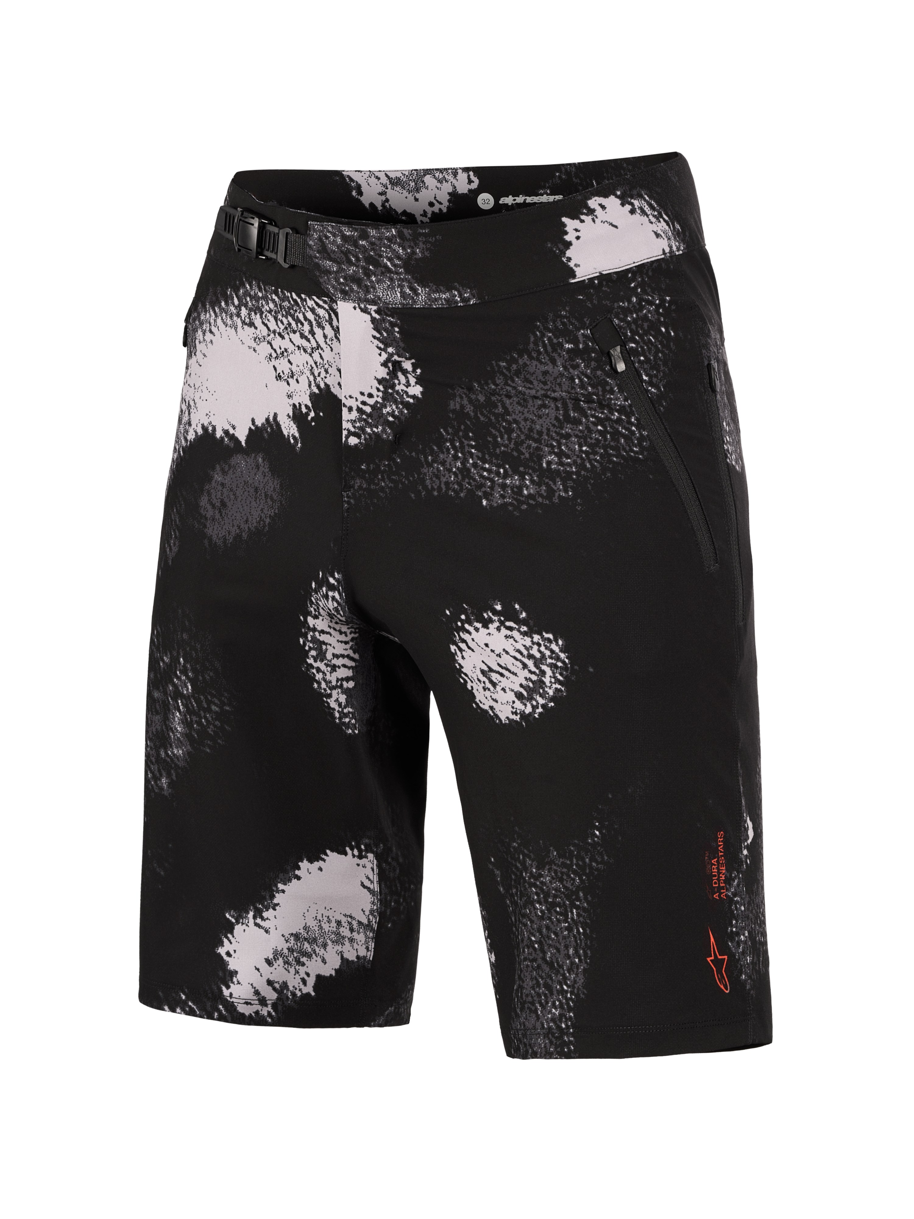 Alpinestars A-Dura Ride MTB-shorts in Black Camo, voorzien van 4-way stretch en een verstelbare ratelsluiting.