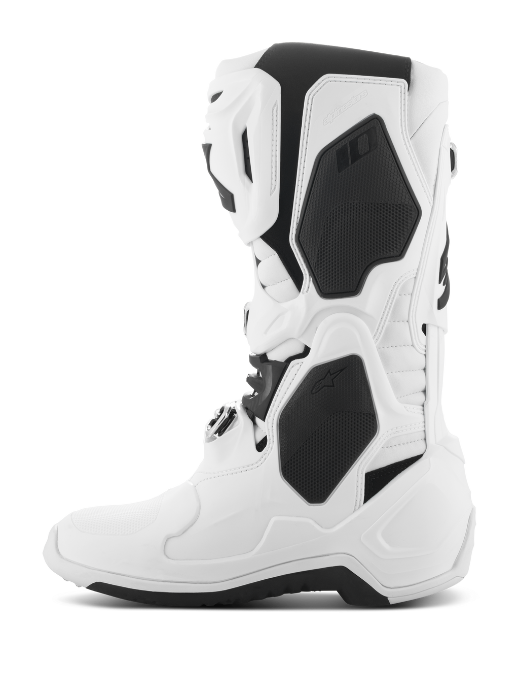 Alpinestars Tech 10 laarzen, motorcrosslaarzen, wit met zwarte accenten, zijprofiel met beschermende TPU-schalen, gespsluitingssysteem en hoogwaardig gestroomlijnd ontwerp voor off-road racen.