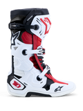 Alpinestars Tech 10 laarzen, motorcross- en off-roadlaarzen in wit, zwart en felrood, zijaanzicht met duurzame TPU-schaal, gespsluitsysteem en Dynamic Heel Compression Protector (DHCP).