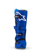 Alpinestars Yamaha Youth Tech 7S-laarzen, motorcrosslaarzen, blauw, zwart en wit, vooraanzicht met TPU-scheenplaat met wit sterlogo, verstelbaar gespsluitsysteem en duurzame, beschermende off-road constructie.