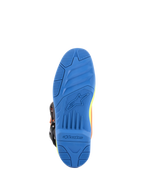 Alpinestars Tech 5 laarzen, motorcrosslaarzen, fluo oranje, enamel blauw en fluo geel, gedetailleerd onderaanzicht van de blauwe dual-compound zool met getextureerde grip en Alpinestars-branding