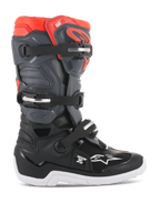 Alpinestars Youth Tech 7S motorlaarzen, motocross off-road laarzen, zwart, donkergrijs en fluoriserend rood, hoge constructie met drie verstelbare gespen, verstevigde neus en hiel, dikke witte zool met grippatroon, duurzame TPU-bescherming en synthetisch bovenwerk