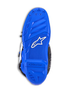 Alpinestars Youth Tech 7 S laarzen, motorcrosslaarzen, blauwe zool met wit Alpinestars-logo, rubberen grippatroon met textuur, duurzame buitenzool ontworpen voor off-road tractie en controle op de voetsteunen