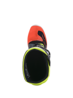 Alpinestars Youth Tech 7S laarzen, motorcrosslaarzen, donkergrijs met rode en fluorescerend gele accenten, bovenaanzicht van de binnenopening met fluorescerend gele voering en rode neuskap, ontworpen voor off-road racen voor de jeugd.