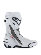 Alpinestars Supertech R Vented motorlaarzen, motorracerlaarzen, wit met middelgrijze en zwarte accenten, zijaanzicht met geperforeerde microvezelpanelen voor luchtstroom, groot zwart-wit Alpinestars-logo op de scheenplaat, aerodynamisch ontwerp met vervangbare sliders en zwarte rubberen zool
