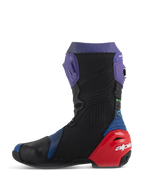 Alpinestars Supertech R LE Martinator R01 Vented laarzen, race-motorlaarzen, blauw, paars, rood en zwart, zijprofiel met geperforeerd microvezel, paarse scheenplaat en rode hielbeschermer met witte branding.