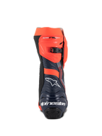 Alpinestars Supertech R Vented MM93 Replica laarzen, motorlaarzen, fluorood, donkerblauw en zwart, achteraanzicht met het witte Alpinestars-logo op de hiel en fluorode verstelbare ratelsluiting, geperforeerd microvezelontwerp voor een hoge luchtstroom