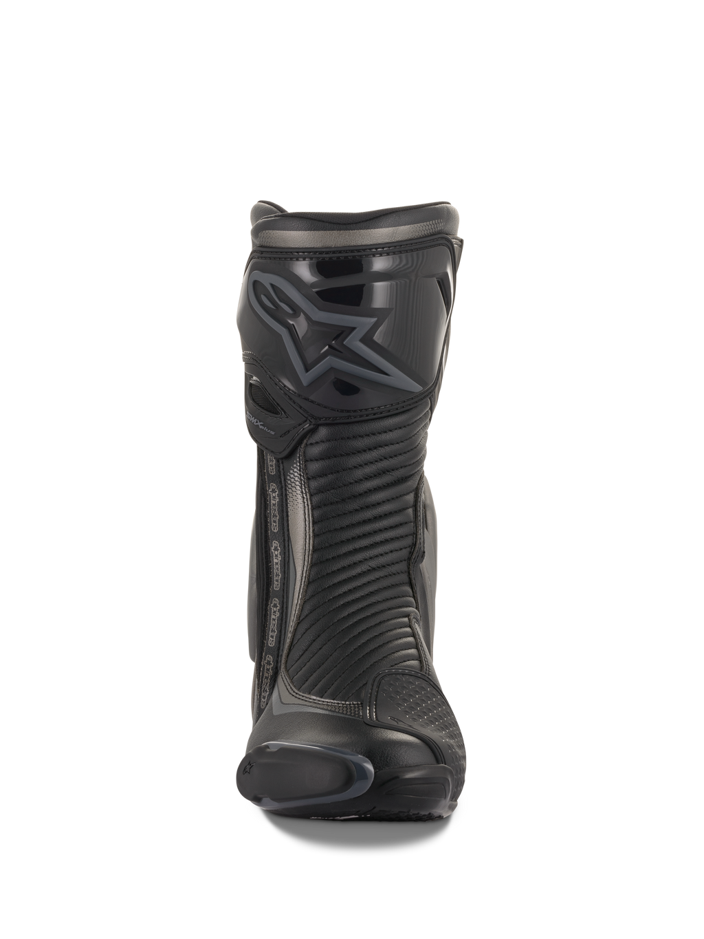 Alpinestars SMX Plus V2 laarzen, race- en sportmotorlaarzen, zwart en donkergrijs, vooraanzicht met een voorgevormde TPU-scheenbeschermer met Alpinestars-logo, accordeon flexpanelen voor beweging en een slank aerodynamisch profiel voor sportieve prestaties.