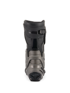 Alpinestars SMX Plus V2 laarzen, zwart en donkergrijs, achteraanzicht met het Multi-Link Control-systeem, Achilles accordeonpanelen en micro-verstelbare ratelsluiting bovenaan voor geavanceerde motorbescherming