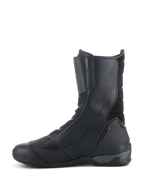 Alpinestars SP-X BOA® laarzen, motorlaarzen, zwart, middelhoog ontwerp met microvezel en Rideknit mesh-panelen, voorzien van een mediale rits en een strak sportief profiel.