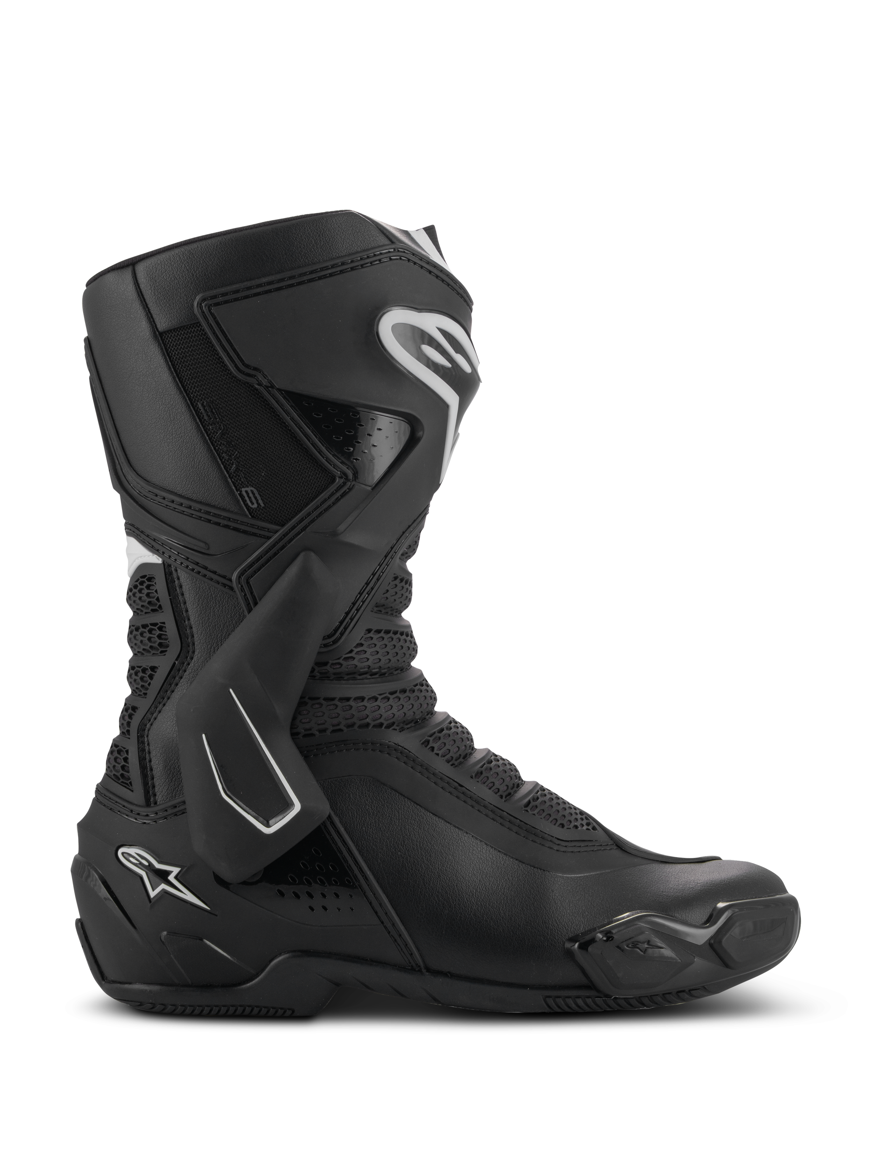 Alpinestars SMX-6 V3 laarzen, performance motorlaarzen, zwart met witte accenten, lateraal zijaanzicht met een TPU-enkelbrace-systeem, getextureerde mesh-flexzones en versterkte hiel- en teenonderdelen voor prestaties op het circuit en op straat.