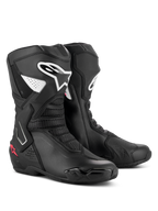 Alpinestars Stella SMX-6 V3 laarzen, performance motorlaarzen voor dames, zwart, wit en Diva Pink, met witte Alpinestars-logo's en roze steraccenten, slanke microvezelconstructie met TPU-protectoren voor prestaties op het circuit en de straat