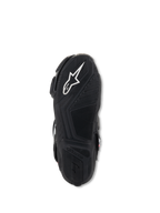 Alpinestars Stella SMX-6 V3 laarzen, onderzijde van de zool, zwart lichtgewicht rubber met getextureerde grippatronen, voorzien van wit Alpinestars-logo en reliëfbranding voor tractie en pedaalcontrole