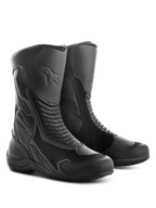 Alpinestars Air Plus V2 GORE-TEX laarzen, touring motorlaarzen, zwart, voorzien van een combinatie van geventileerd mesh en leer, geperforeerde accordeonpanelen voor flexibiliteit, sterlogo in reliëf op het scheenbeen en een duurzame rubberen zool voor rijden in alle weersomstandigheden.