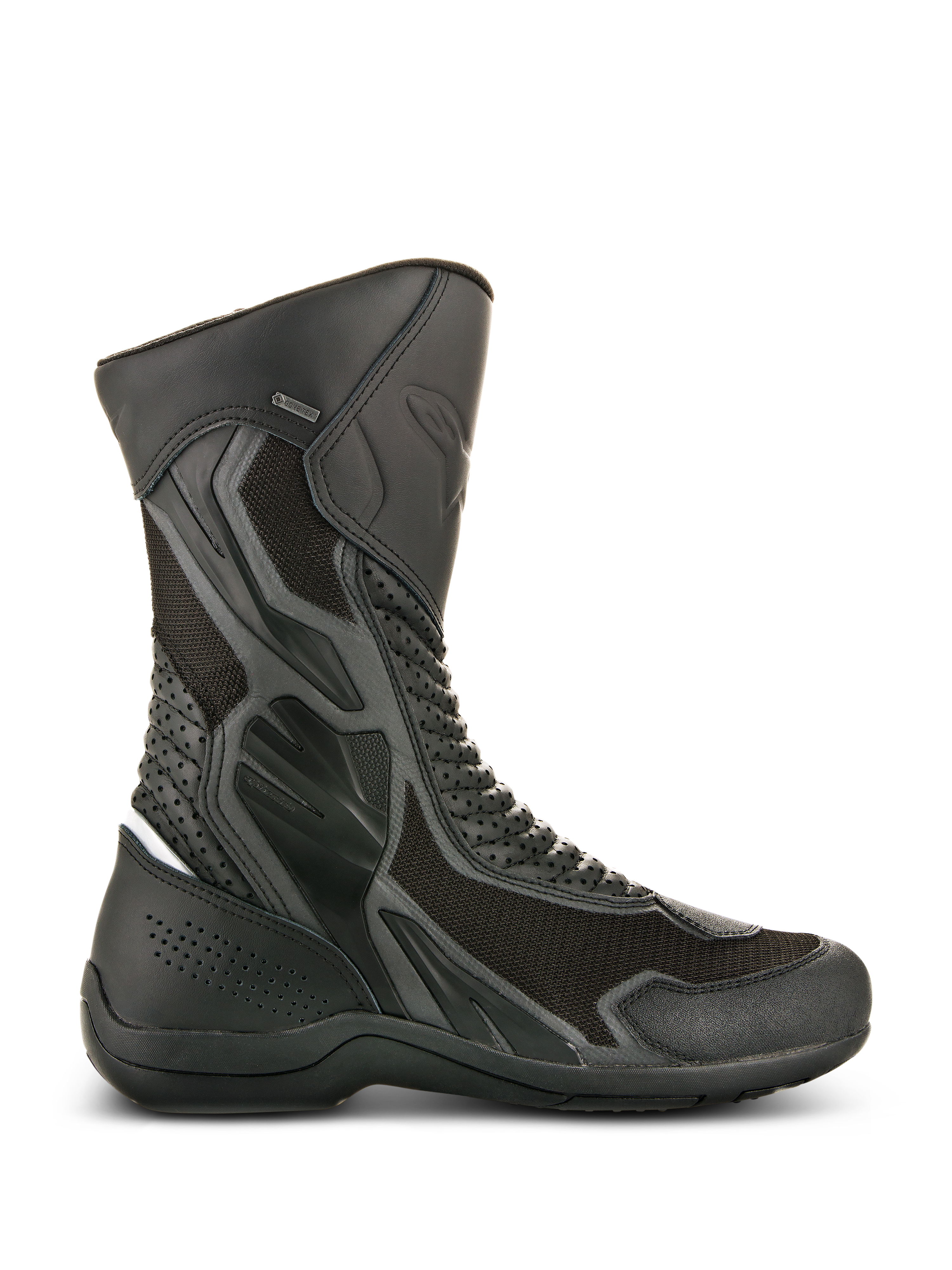Alpinestars Air Plus V2 GORE-TEX laarzen, zwarte motor touringlaarzen, zijaanzicht met geventileerde mesh en geperforeerde lederen constructie, waterdicht en ademend ontwerp, versterkte beschermingszones, stevige rubberen zool, GORE-TEX merkdetail