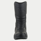 Alpinestars Origin Drystar® laarzen, zwarte touring motorlaarzen, vooraanzicht met accordeon-flexzones, reliëflogo op de scheen, duurzame microvezelconstructie met synthetisch schakelpad