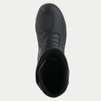 Alpinestars Origin Drystar® laarzen, zwart, bovenaanzicht met de synthetische schakelpad en accordeon-flexzone aan de voorzijde, duurzame microfiber constructie, waterdichte touring en adventure motorlaarzen