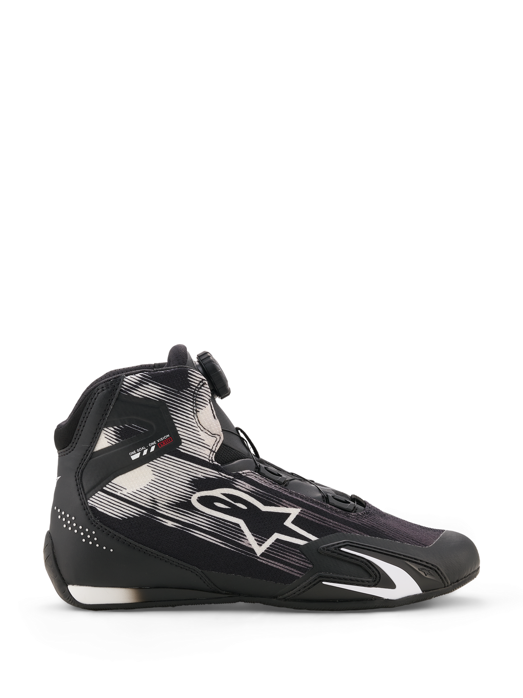 Alpinestars Celer Superair schoenen, motorschoenen, zwart en wit, zijaanzicht met witte grafische patronen en groot Astar-logo, Rotor-sluitingssysteem op de tong, TPU-enkelbescherming met 'ONE GOAL ONE VISION' branding, ademend bovenwerk van textiel voor prestaties bij warm weer