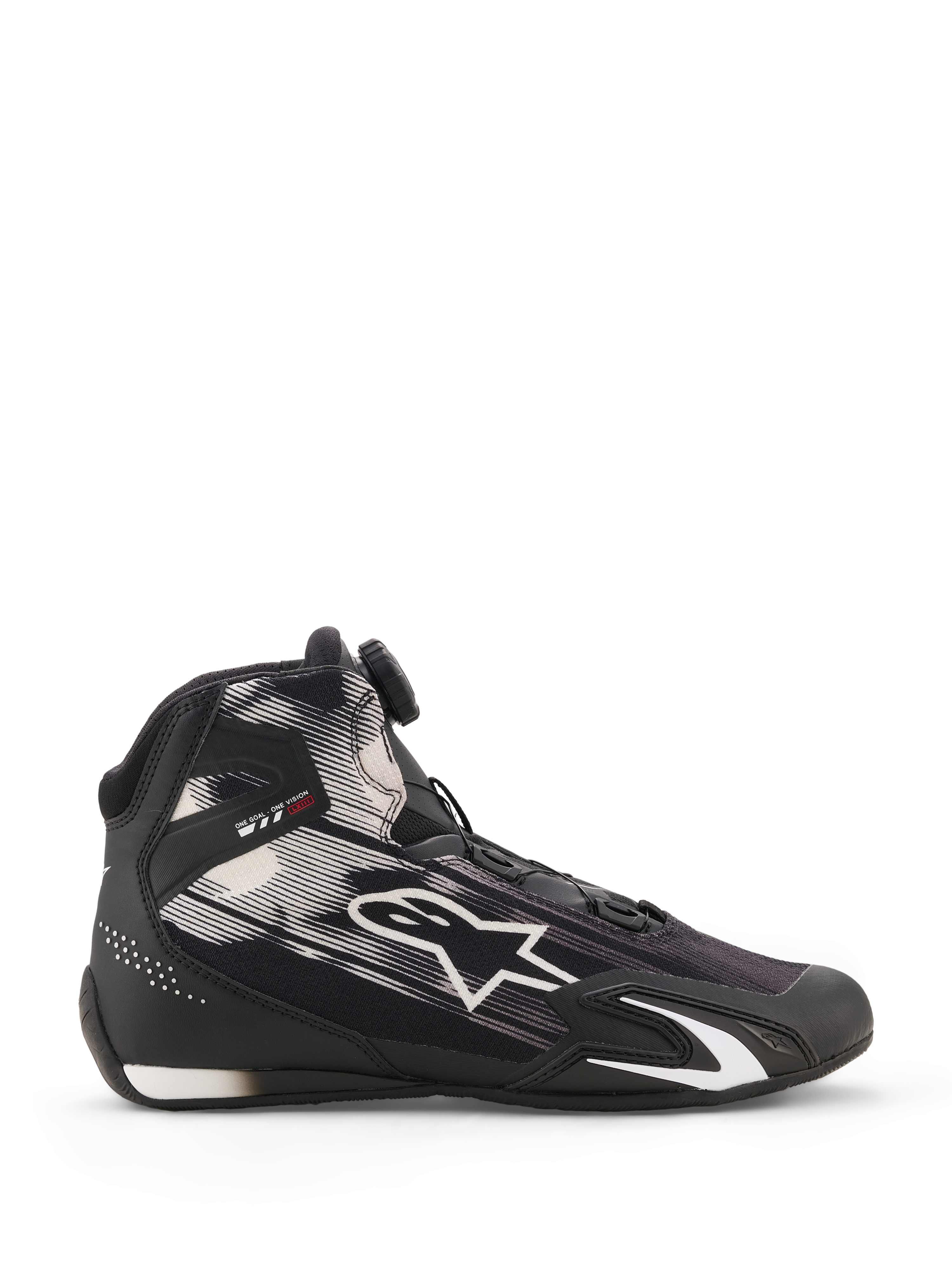 Alpinestars Celer Superair schoenen, motorschoenen, zwart en wit, zijaanzicht met witte grafische patronen en groot Astar-logo, Rotor-sluitingssysteem op de tong, TPU-enkelbescherming met 'ONE GOAL ONE VISION' branding, ademend bovenwerk van textiel voor prestaties bij warm weer