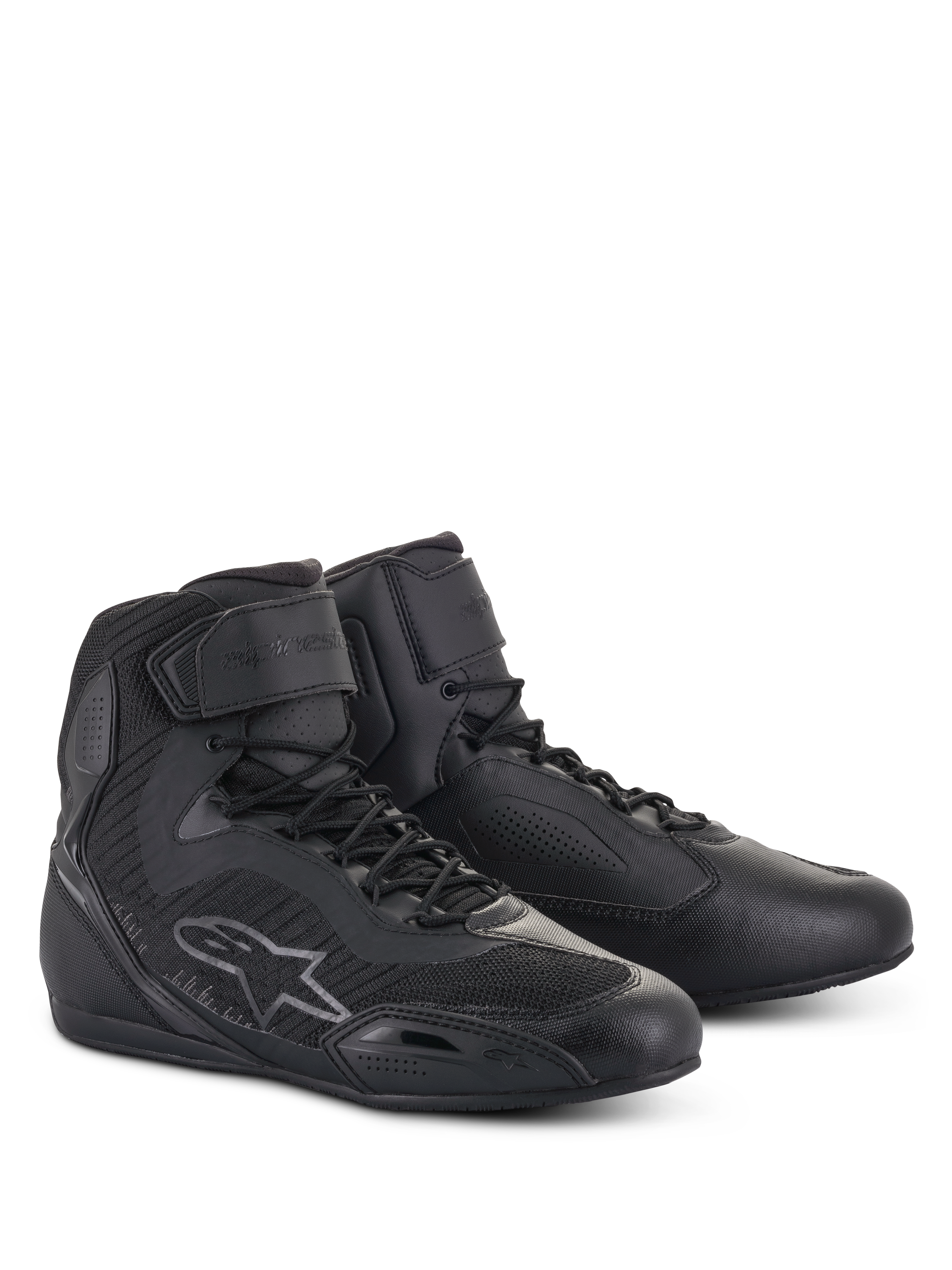 Alpinestars Women Stella Faster-3 Rideknit schoenen, halfhoge motorschoenen in Black Anthracite, naadloos gebreide constructie voor ademend vermogen, vetersluiting met klittenband enkelband, Alpinestars logo aan de zijkant, versterkte beschermingspanelen en een slank, sportief ontwerp