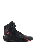 Alpinestars Stella Faster-4 schoenen, dames motorschoenen, zwart met Diva Pink accenten, zijaanzicht, hoog model met veters en enkelband, sportief stedelijk beschermend schoeisel