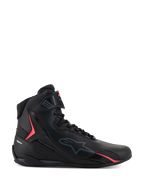 Alpinestars Stella Faster-4 schoenen, dames motorschoenen, zwart met Diva Pink accenten, zijaanzicht, hoog model met veters en enkelband, sportief stedelijk beschermend schoeisel
