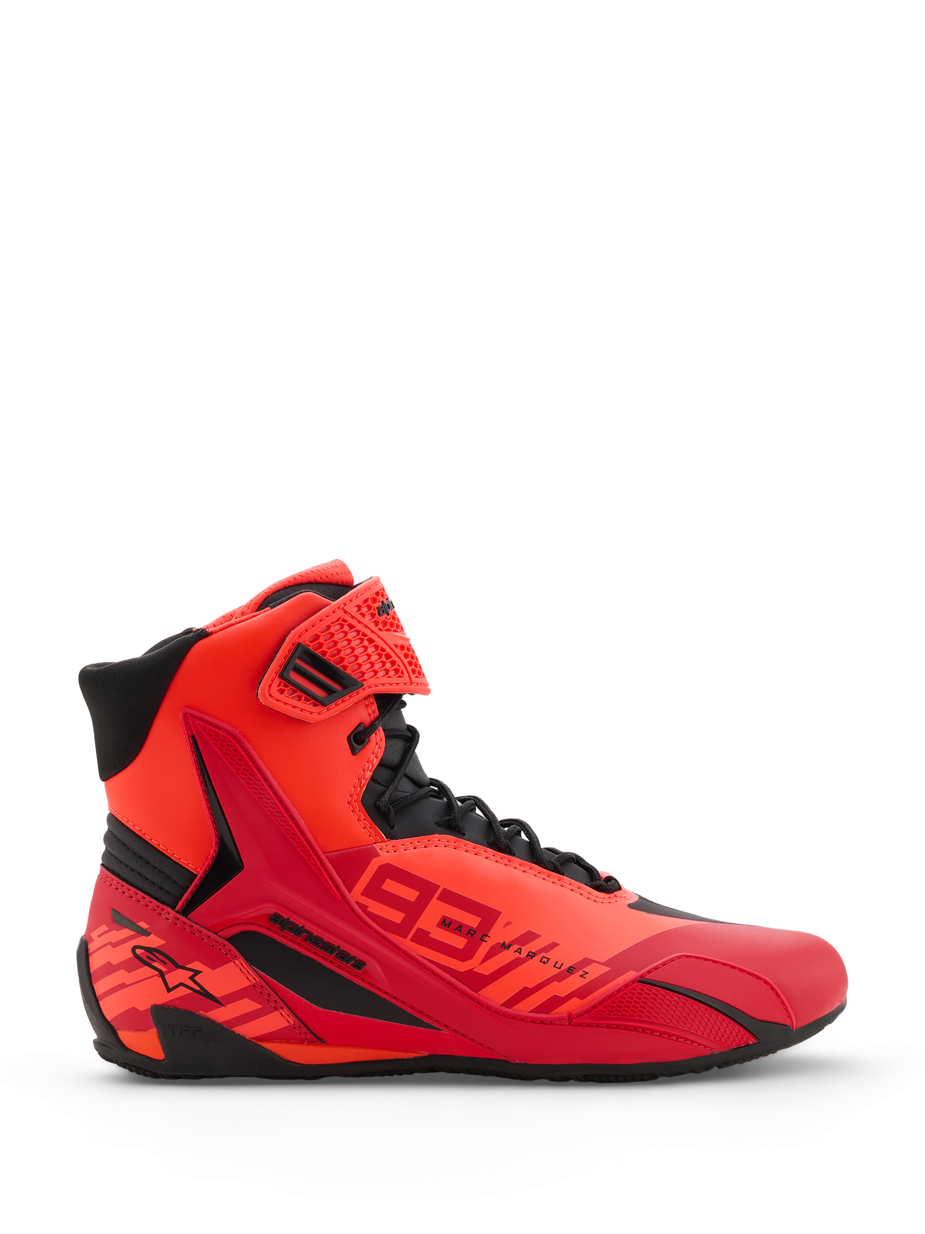 Alpinestars MM93 Faster-4 schoenen, motorschoenen, fluo rood, helder rood en zwart, zijaanzicht, met opvallende 93 Marc Marquez-branding, vetersluiting met een klittenbandsluiting bij de enkel en beschermende TPR-details.