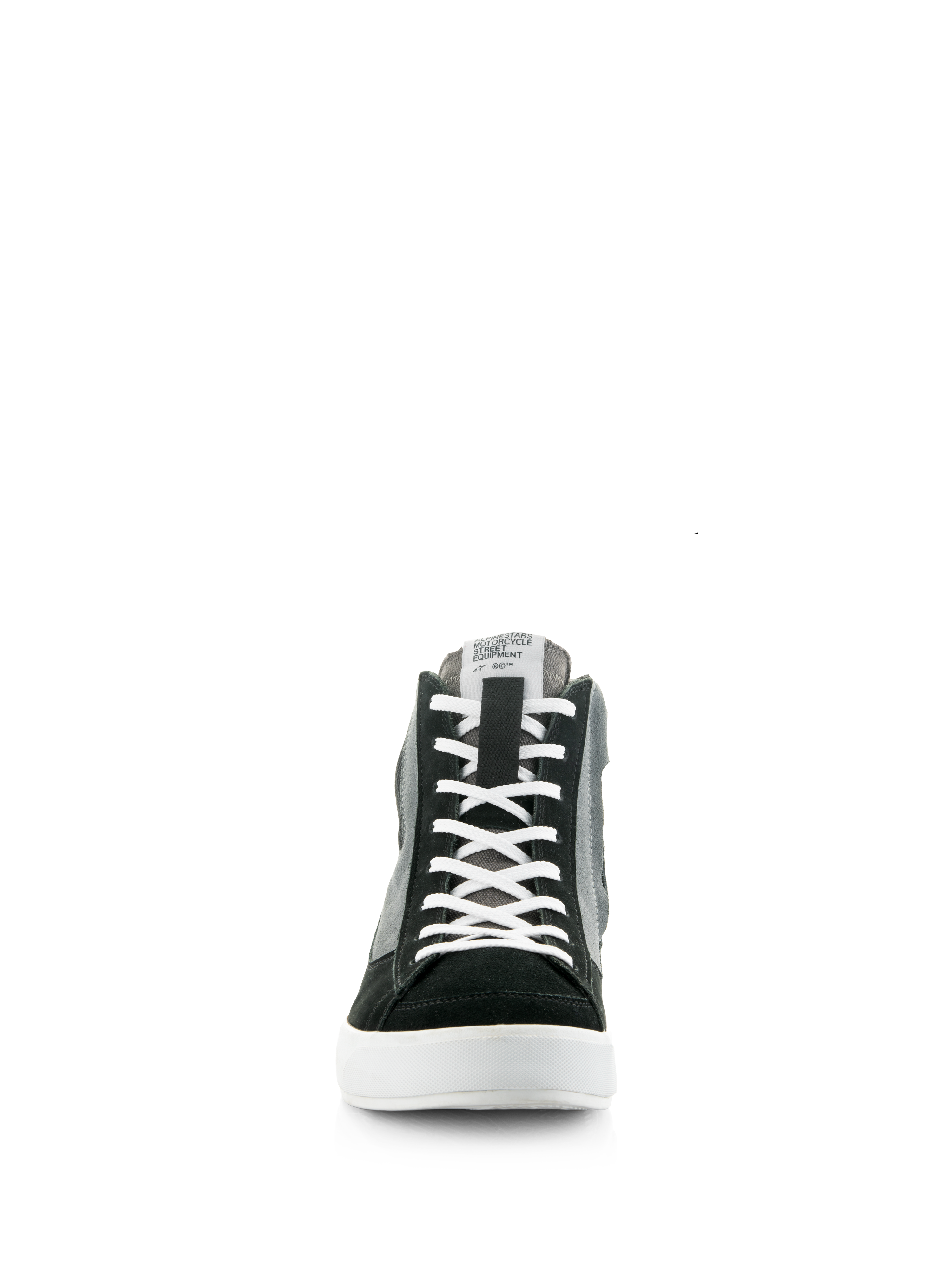 Alpinestars Stated-schoenen, zwart grijs en wit, vooraanzicht van hoge motorrij-sneaker, witte veters, zwarte suède neus, grijze canvas panelen, witte gevulkaniseerde zool, urban streetstyle