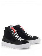 Alpinestars Stella Stated Podium Schoenen, zwarte urban motorlaarzen voor dames, skate-stijl met witte zool, CE-gecertificeerd.