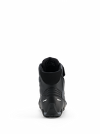 Alpinestars Faster-4 Drystar® schoenen, motorrijschoenen, Black Cool Gray, achteraanzicht met versterkte hiel, gevoerde kraag en reflecterende details, waterdichte microvezelconstructie voor sportief rijden