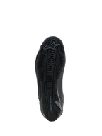 Alpinestars Faster-4 Drystar® schoenen, Black Cool Gray, onderaanzicht van de rubberen zool met textuur, grippatroon en Alpinestars-logo, verstevigd ontwerp voor stabiliteit en tractie
