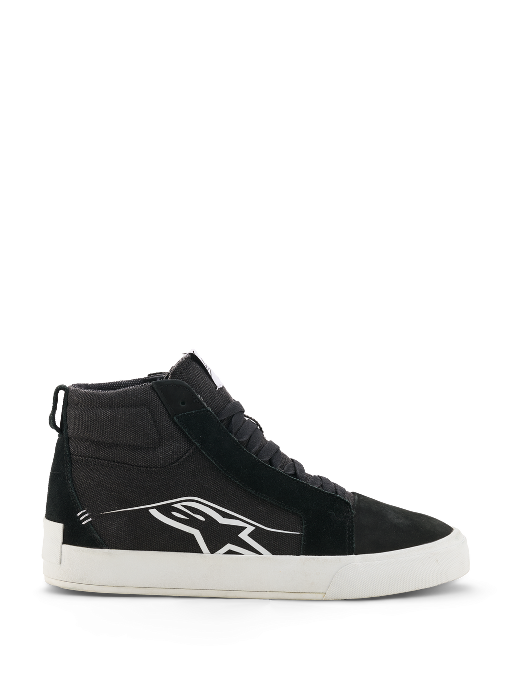 Alpinestars Ride-63 Canvas schoenen, zwart-witte hoge motorsneakers, urban casual rijschoenen, canvas en suède bovenwerk, zijprofiel met wit Astars-logo, platte witte rubberen zool