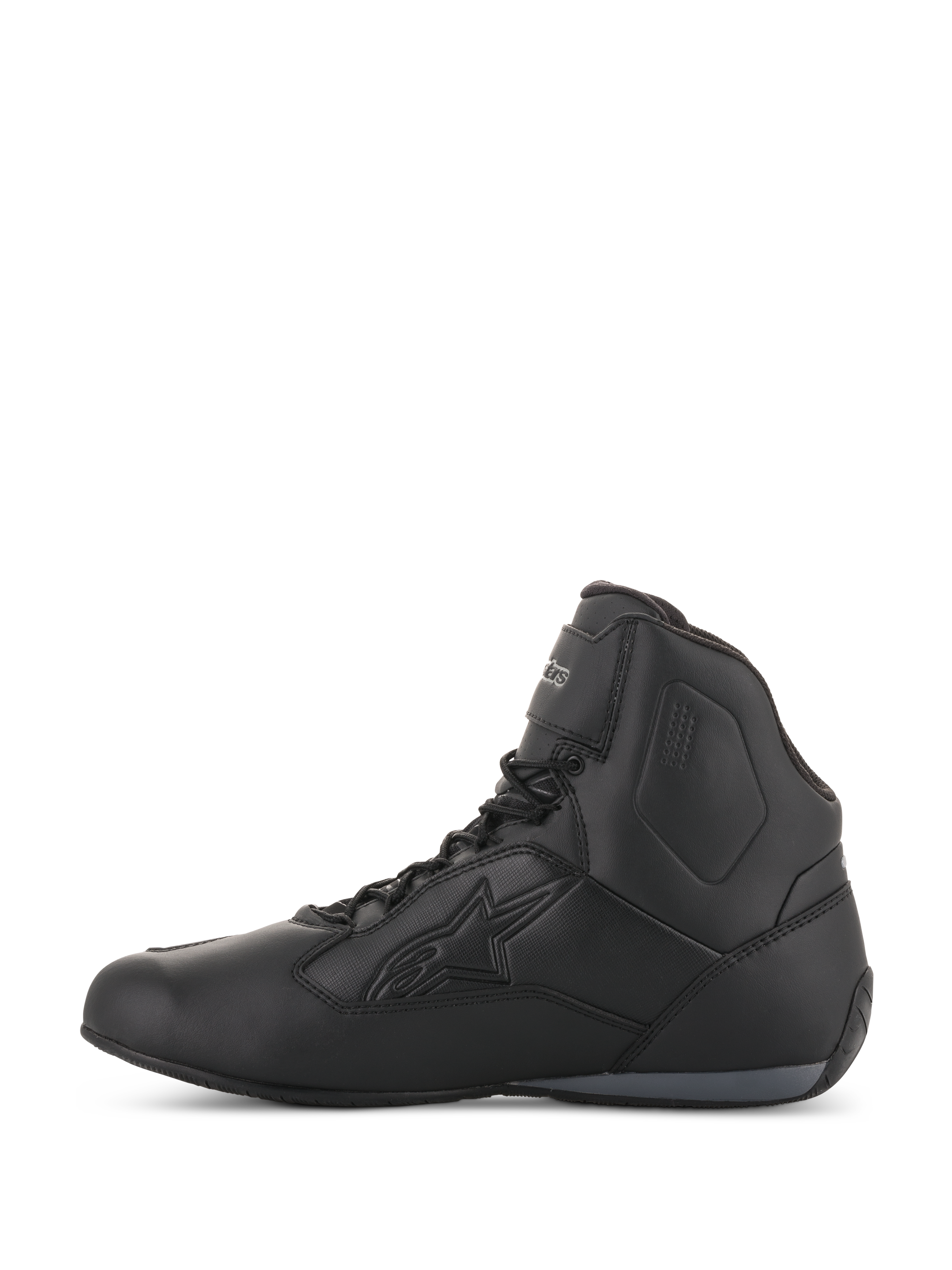 Alpinestars Stella Faster-3 Drystar® damesschoenen, zwart en donkergrijs, waterdichte motorrijschoenen, zijaanzicht met een duurzaam chassis van microvezel, vetersluiting met enkelband en een Alpinestars-logo in reliëf.