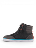 Alpinestars J-6 Waterdichte Canvas Schoenen, urban motorlaarzen in sneaker-stijl, grijs en zwart met lichtblauwe details, leer en canvas constructie, waterdicht membraan, CE-gecertificeerd.