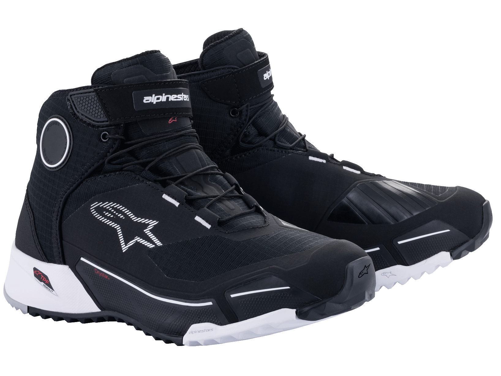 Alpinestars CR-X Drystar motorschoenen in zwart en wit, waterdichte motorschoenen in sportieve stijl met een witte buitenzool, zwart textiel bovenwerk met witte logo-accenten en beschermende enkelschijven.