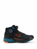 Alpinestars CR-X Drystar motorschoenen, urban motorschoenen, Black Petrol en Orange Fluo, hoog sneaker-model met een oranje Alpinestars-logo, blauwgroene gespikkelde tussenzool en robuuste waterdichte constructie.