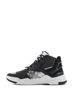 Alpinestars Speedflight schoenen, motorschoenen, zwart, grijs en wit, zijaanzicht met bovenwerk van ripstop textiel en grijze panelen met patroon, zwarte versterkte hiel en dikke witte tussenzool met merklogo, urban sportief ontwerp