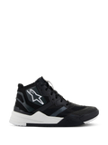 Alpinestars Speedflight schoenen, hoge motorschoenen, zwart en wit, ripstop bovenwerk met naadloze versterkingen, wit sterlogo aan de zijkant, dual-density zool met dikke witte tussenzool en zwarte accenten, modern sneaker-geïnspireerd ontwerp voor stedelijk motorrijden