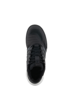 Alpinestars Speedflight schoenen, performance motorschoenen, zwart en wit, bovenaanzicht met ripstop bovenwerk, veters met vetersluiting houderband en witte zoolaccenten, street-style motor sneaker