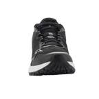 Alpinestars Meta Road V2 schoenen, sportswear schoenen, zwart en wit, vooraanzicht met ademende mesh-constructie, witte tussenzool en Alpinestars-logo op de zijkant en de neus, lichtgewicht op motorsport geïnspireerde werkkleding