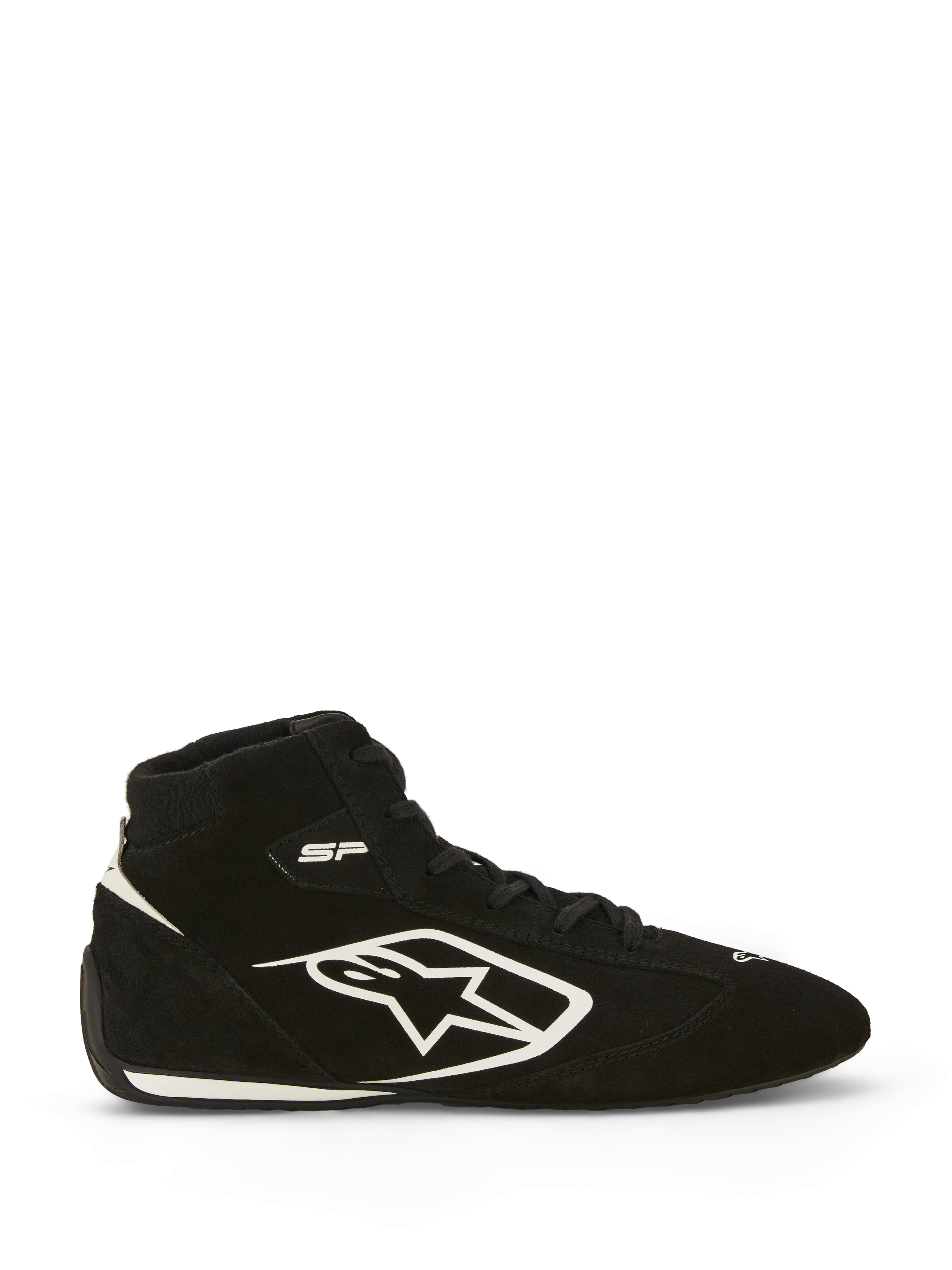 Alpinestars SP V3 Schoenen FIA, autoraceschoenen, zwart en wit, zijprofiel met premium suède bovenwerk en groot wit Alpinestars-logo, high-top ontwerp, 'SP'-branding bij de enkel, dunne race-specifieke zool met witte details