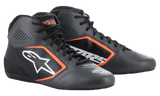 Alpinestars Tech-1 K Start V2 schoenen, kartschoenen, asfalt zwart en fluor oranje, voorzien van een geperforeerd microvezel bovenwerk met feloranje accenten, wit Astar-logo aan de zijkant en een gestroomlijnd laag race-ontwerp