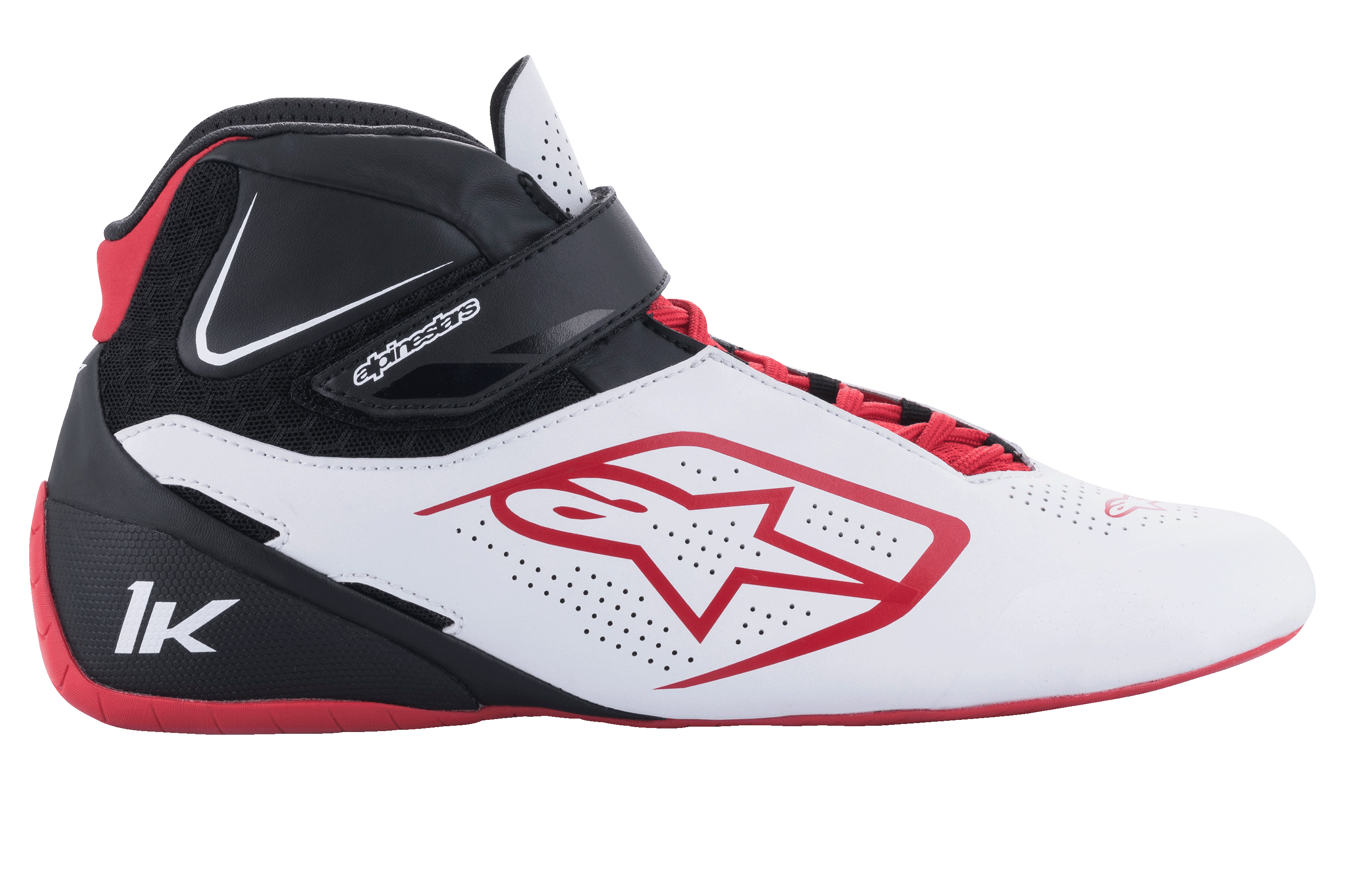 Alpinestars Tech-1 K V2 schoenen, kartschoenen, wit, zwart en rood, zijaanzicht met geperforeerde witte panelen, rood sterlogo, zwarte enkelband en rode veters, gespecialiseerd motorsport schoeisel
