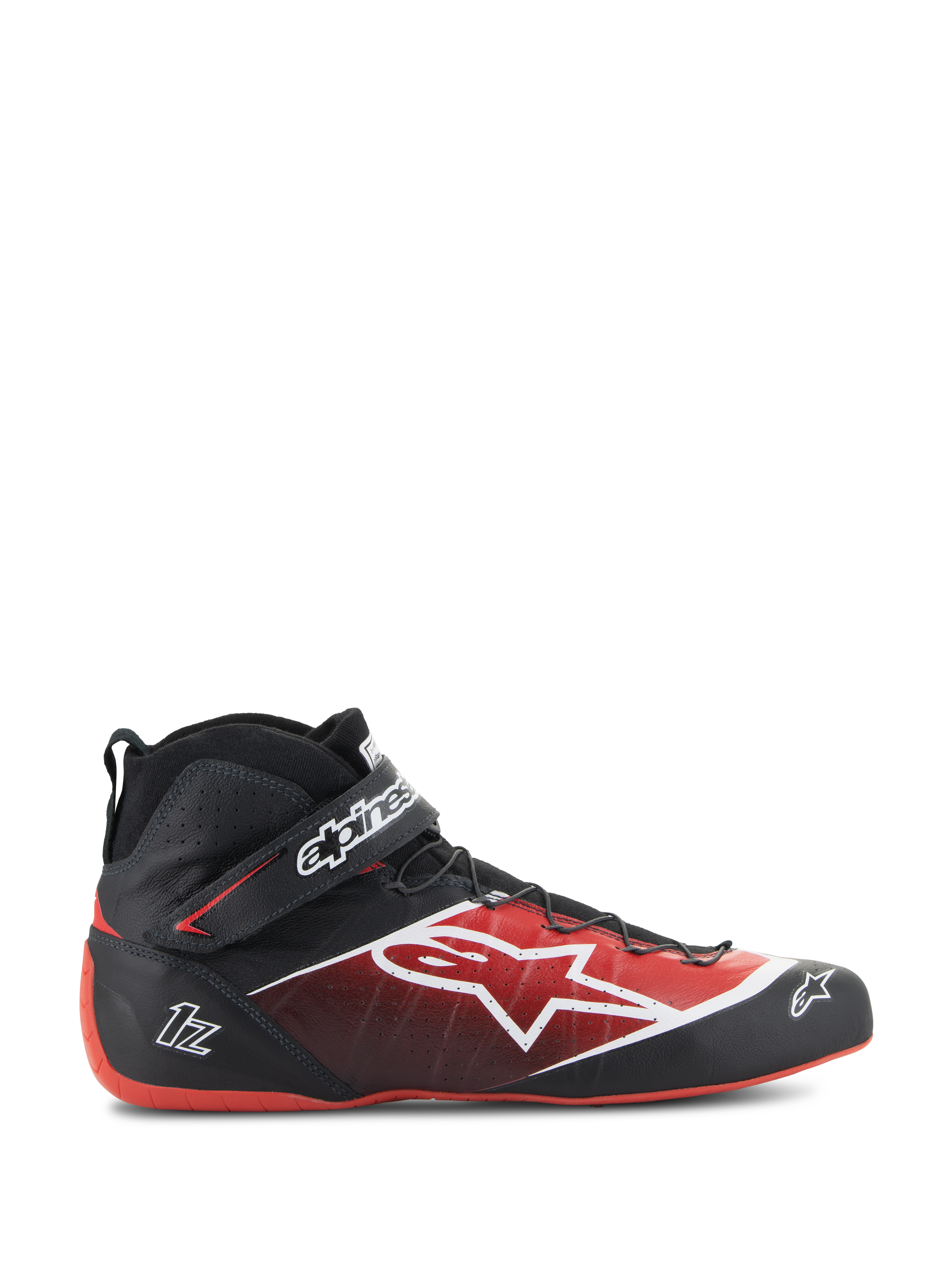 Alpinestars Tech-1 Z V3 FIA-schoenen, autosportschoenen, zwart en rood, hoog model met wit ster-logo, glanzende afwerking met getextureerde perforaties, rode gebogen zool, FIA-gecertificeerd, enkelband met merknaam, gestroomlijnd motorsport schoeisel