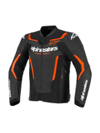 Alpinestars GP Force V2 Leren Jas, sportieve motorjas, zwart en fluo rood, met witte Alpinestars-branding en opvallende oranjerode accenten, professionele leren constructie met een sportieve pasvorm