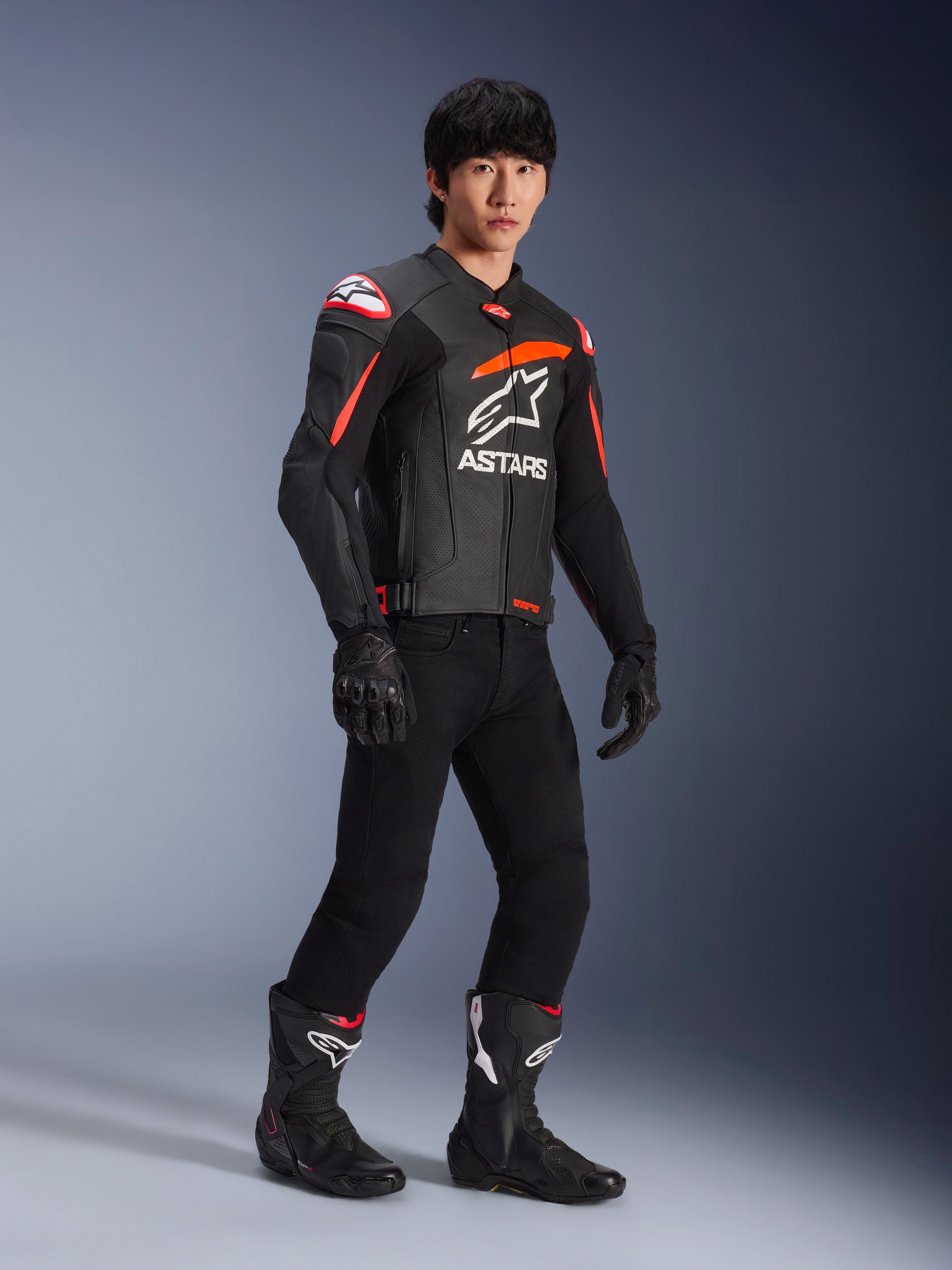 【新品】30th記念モデル　レッドウィング　レザースリッパ　ブラッククロンダイク GP Plus R V4 Airflow - Black Motorcycle Jacket | Alpinestars®