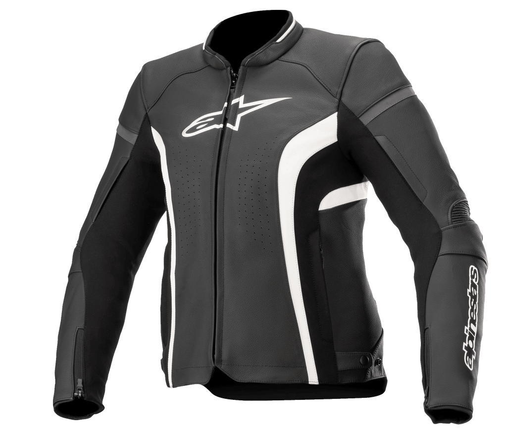Alpinestars Stella Kira V2 leren damesmotorjas, zwart en wit, met geperforeerde ventilatiepanelen, witte logo's op de borst en mouw, ritsen aan de manchetten en een nauwsluitende pasvorm voor sportief motorrijden op de weg.