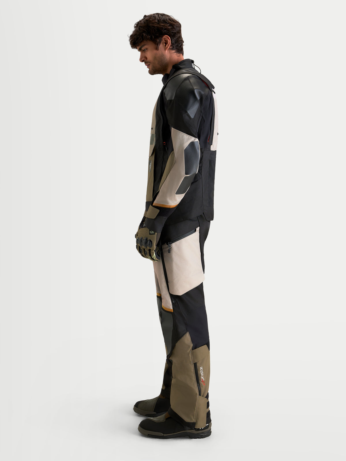 Alpinestars Harok V2 Drystar jas, heren avontuur motorjas in aluminium, walnut en zwart, zijdezicht op model